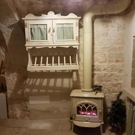 Guest house Trullo 1 2 7 3*